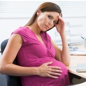 woman-pregnant-tired