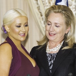 hillary-clinton-christina-aguilera.jpg